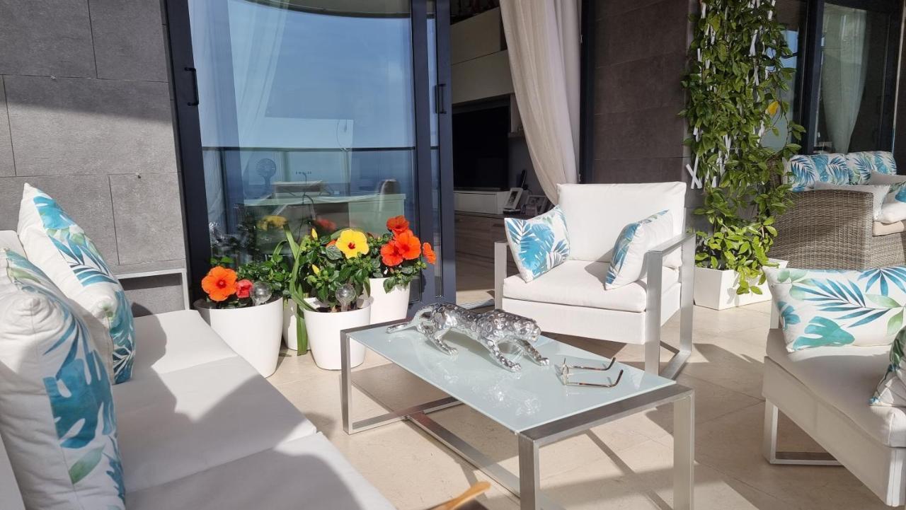 Sunset Waves Benidorm Julieta Vistas Al Mar Premium 200 Mt2 Con Jacuzzi En Terraza Apartment Ngoại thất bức ảnh