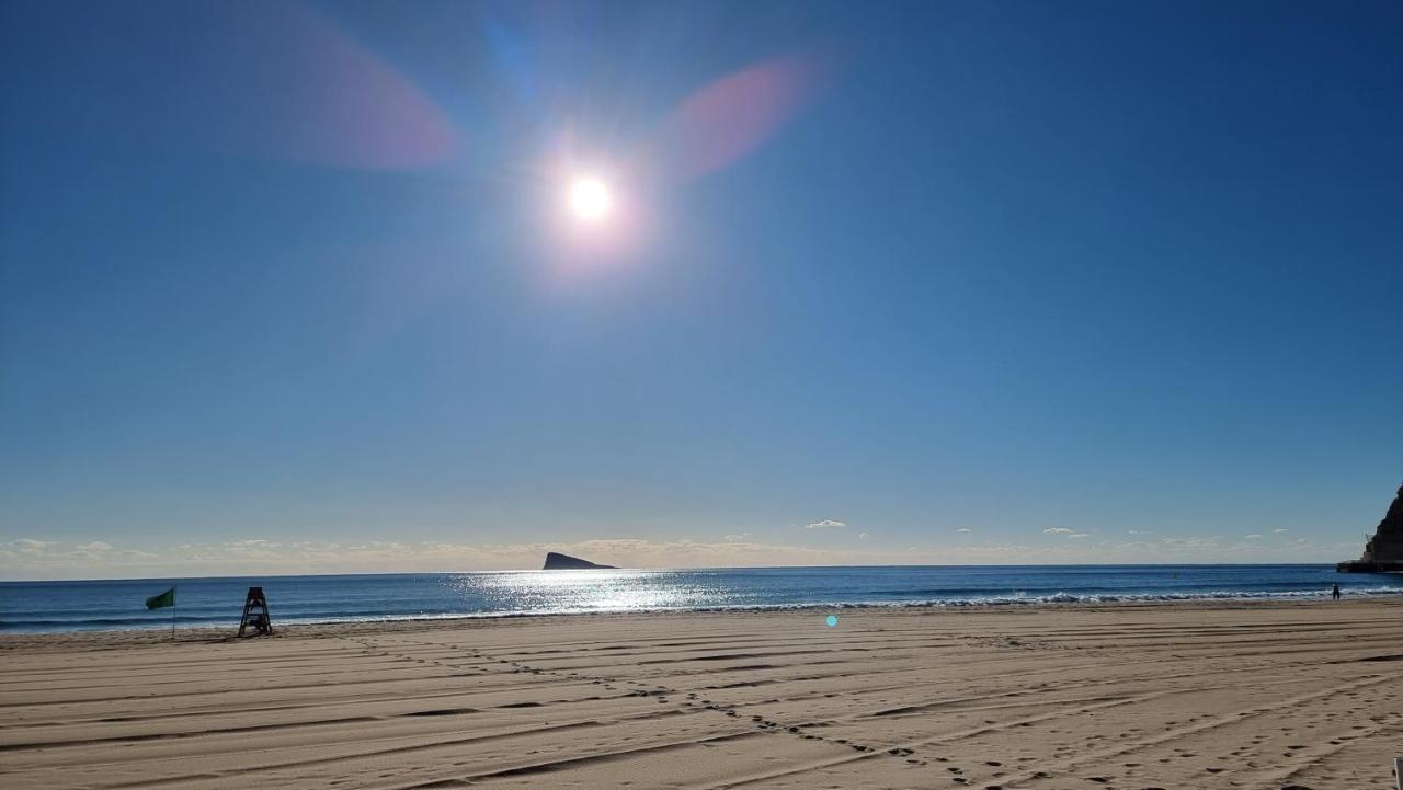 Sunset Waves Benidorm Julieta Vistas Al Mar Premium 200 Mt2 Con Jacuzzi En Terraza Apartment Ngoại thất bức ảnh