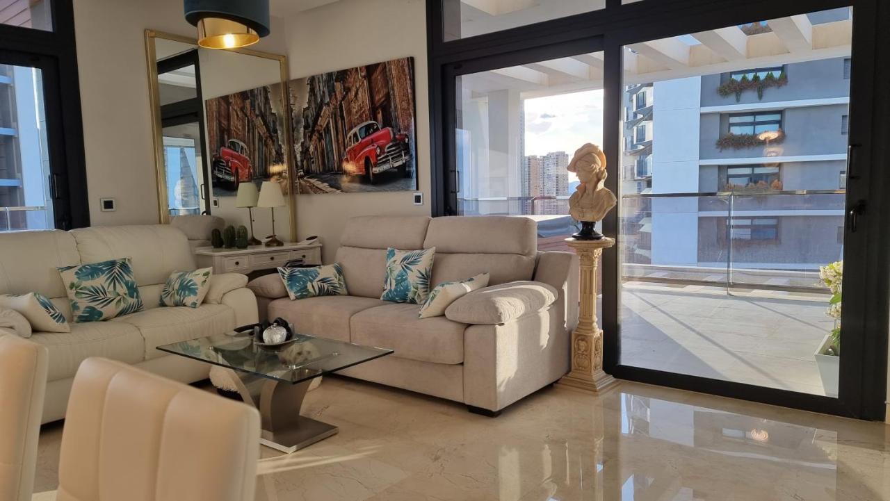 Sunset Waves Benidorm Julieta Vistas Al Mar Premium 200 Mt2 Con Jacuzzi En Terraza Apartment Ngoại thất bức ảnh