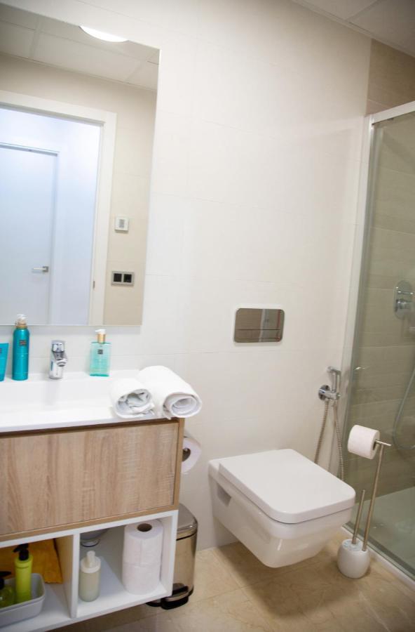 Sunset Waves Benidorm Julieta Vistas Al Mar Premium 200 Mt2 Con Jacuzzi En Terraza Apartment Ngoại thất bức ảnh