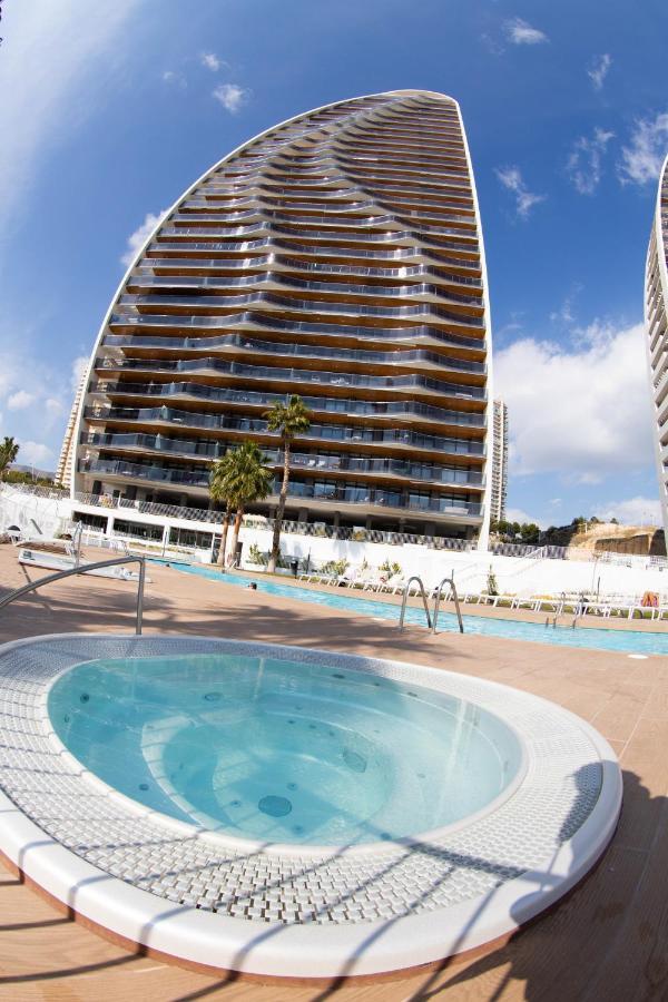 Sunset Waves Benidorm Julieta Vistas Al Mar Premium 200 Mt2 Con Jacuzzi En Terraza Apartment Ngoại thất bức ảnh